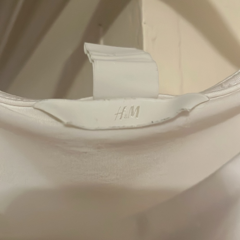 H&M Top - Picture 3 of 7